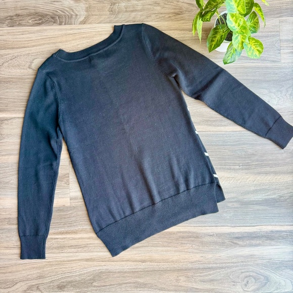 Liz Claiborne Chevron Stripe Sweater Black White Long Sleeve Size S - Picture 11 of 12